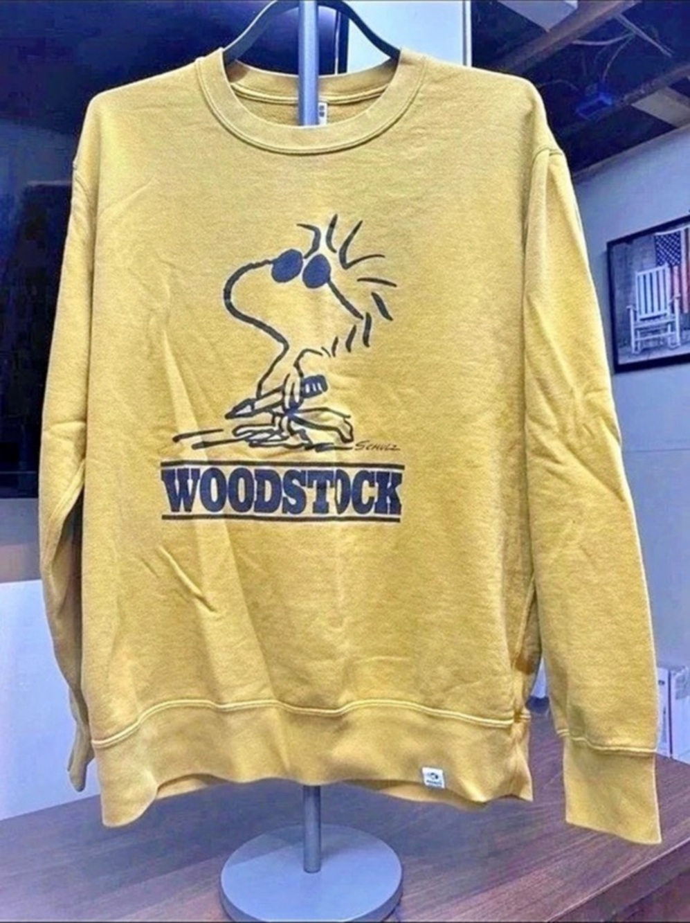 Peanuts Woodstock Graphic Sweatshirt Size Large